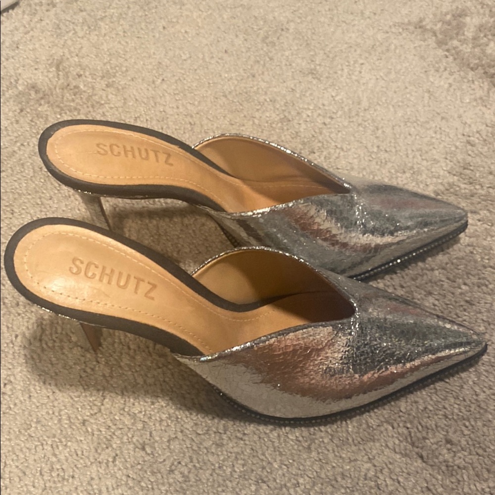 SCHUTZ Silver Pointed Toe Heels